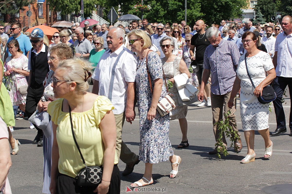 Procesja Bożego Ciała w ostrołęckim klasztorze [08.06.2023] - zdjęcie #153 - eOstroleka.pl