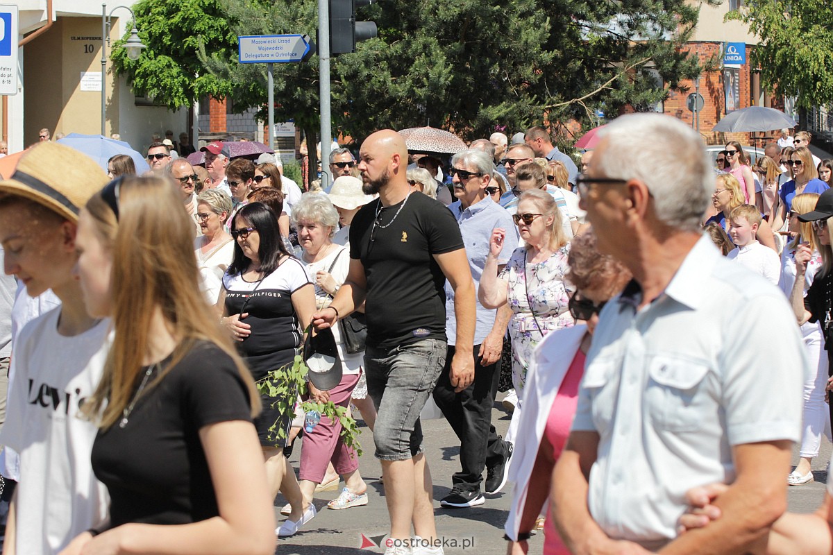 Procesja Bożego Ciała w ostrołęckim klasztorze [08.06.2023] - zdjęcie #171 - eOstroleka.pl