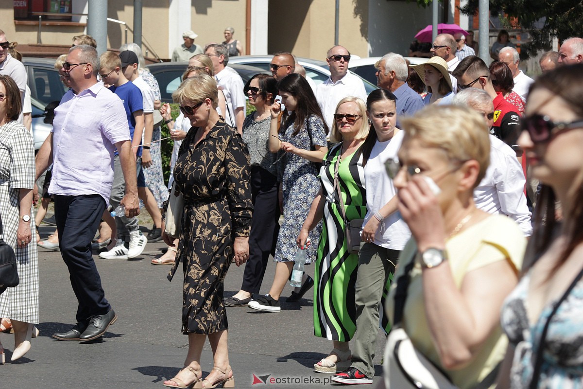 Procesja Bożego Ciała w ostrołęckim klasztorze [08.06.2023] - zdjęcie #45 - eOstroleka.pl