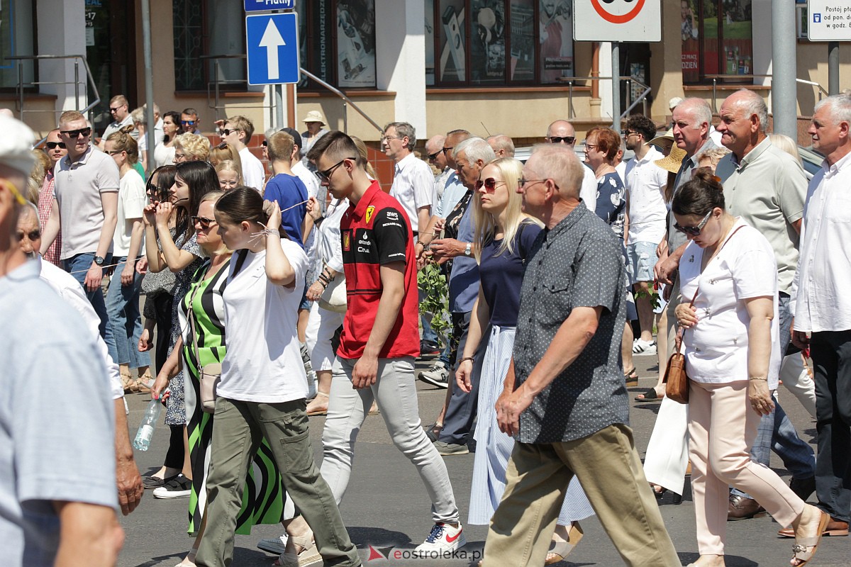 Procesja Bożego Ciała w ostrołęckim klasztorze [08.06.2023] - zdjęcie #43 - eOstroleka.pl