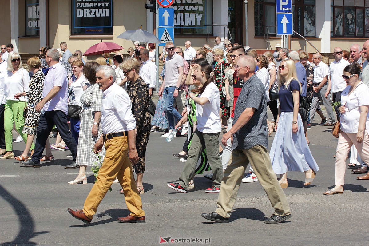 Procesja Bożego Ciała w ostrołęckim klasztorze [08.06.2023] - zdjęcie #41 - eOstroleka.pl