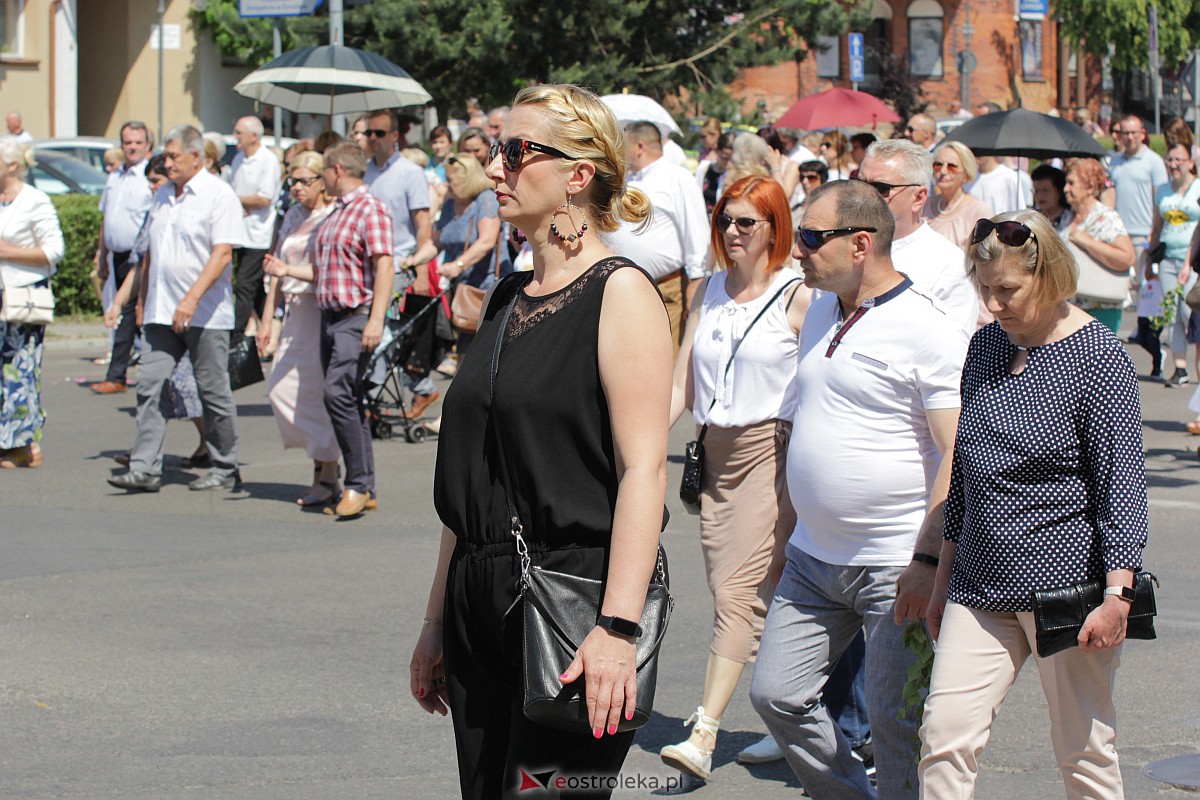 Procesja Bożego Ciała w ostrołęckim klasztorze [08.06.2023] - zdjęcie #31 - eOstroleka.pl