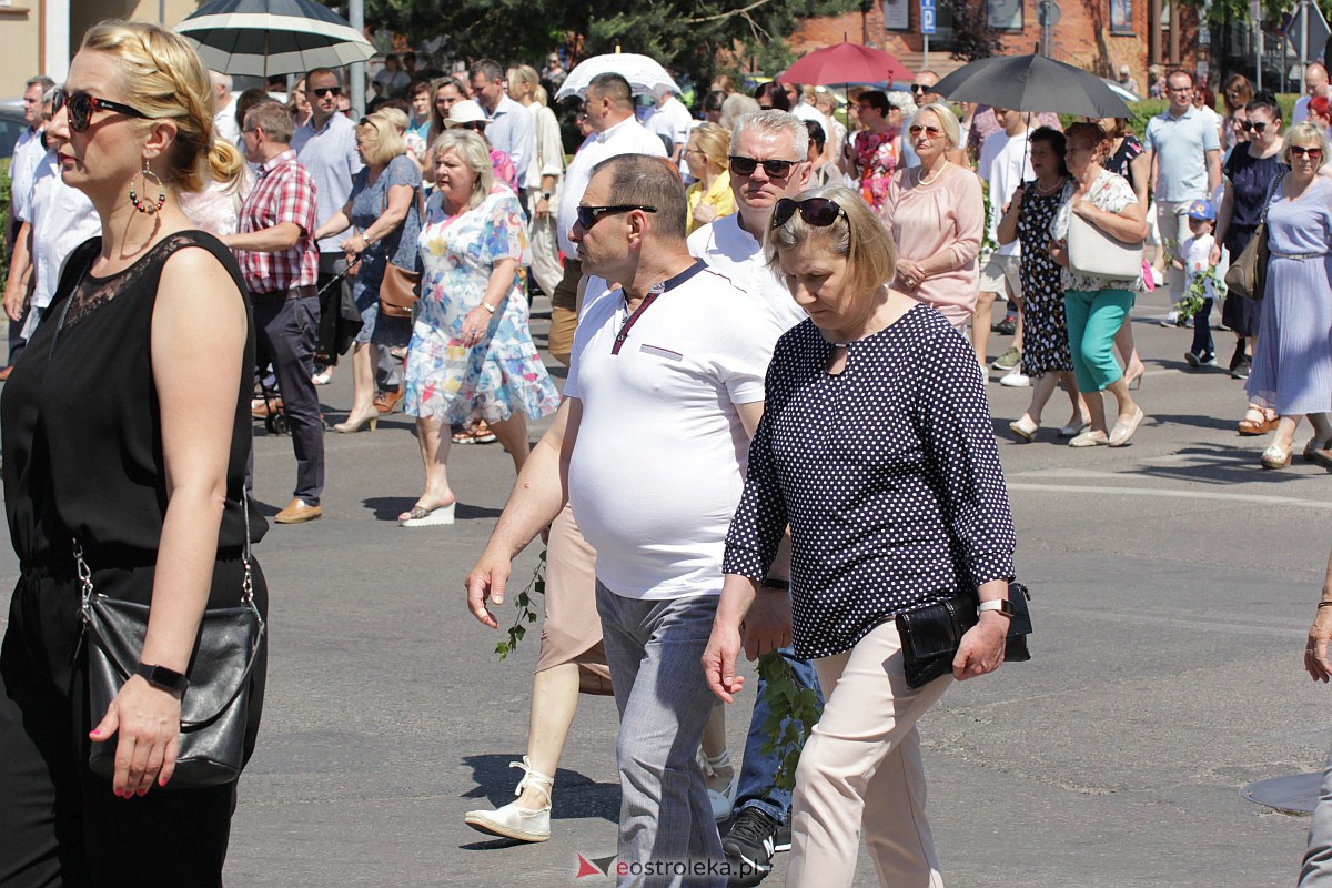 Procesja Bożego Ciała w ostrołęckim klasztorze [08.06.2023] - zdjęcie #29 - eOstroleka.pl