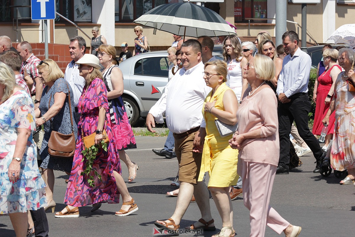 Procesja Bożego Ciała w ostrołęckim klasztorze [08.06.2023] - zdjęcie #21 - eOstroleka.pl