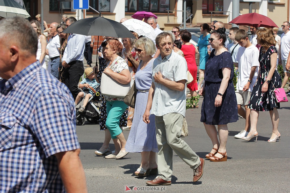 Procesja Bożego Ciała w ostrołęckim klasztorze [08.06.2023] - zdjęcie #19 - eOstroleka.pl