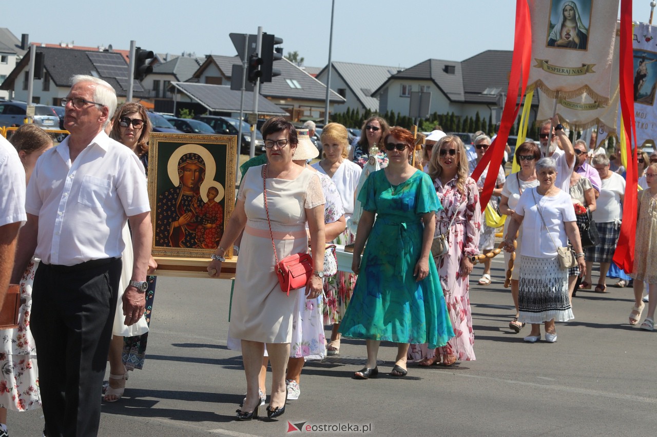 Procesja Bożego Ciała w kościele pw. św. Franciszka z Asyżu [08.06.2023] - zdjęcie #15 - eOstroleka.pl