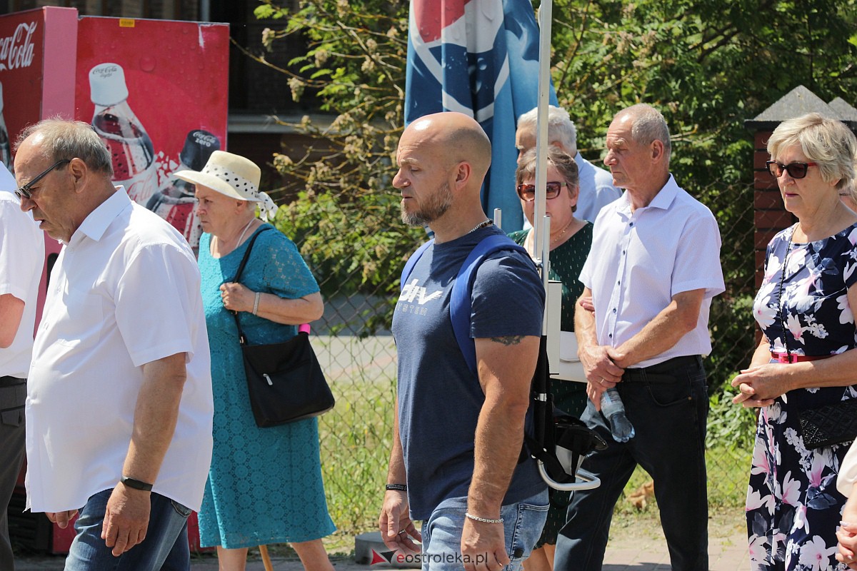 Procesja Bożego Ciała w kościele pw. św. Wojciecha  w Ostrołęce [08.06.2023] - zdjęcie #61 - eOstroleka.pl