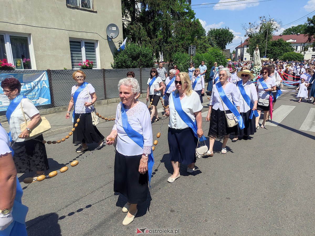Procesja Bożego Ciała w ostrołęckiej farze [08.06.2023] - zdjęcie #50 - eOstroleka.pl