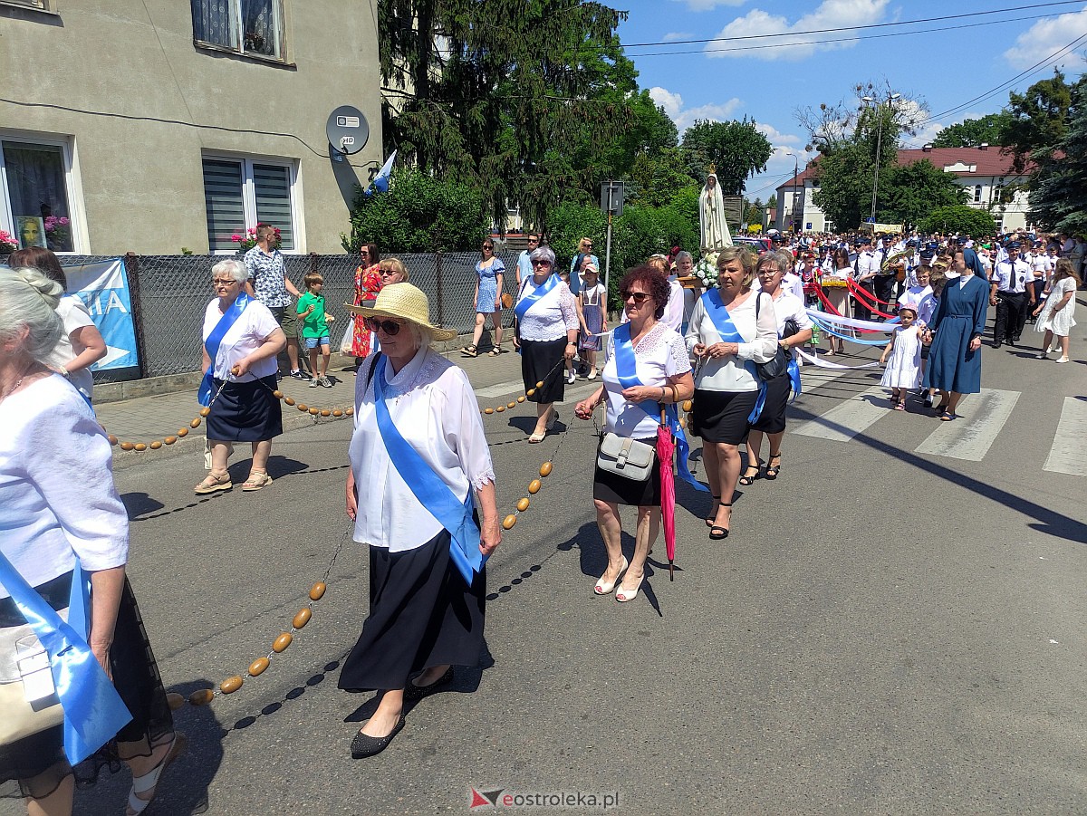 Procesja Bożego Ciała w ostrołęckiej farze [08.06.2023] - zdjęcie #73 - eOstroleka.pl