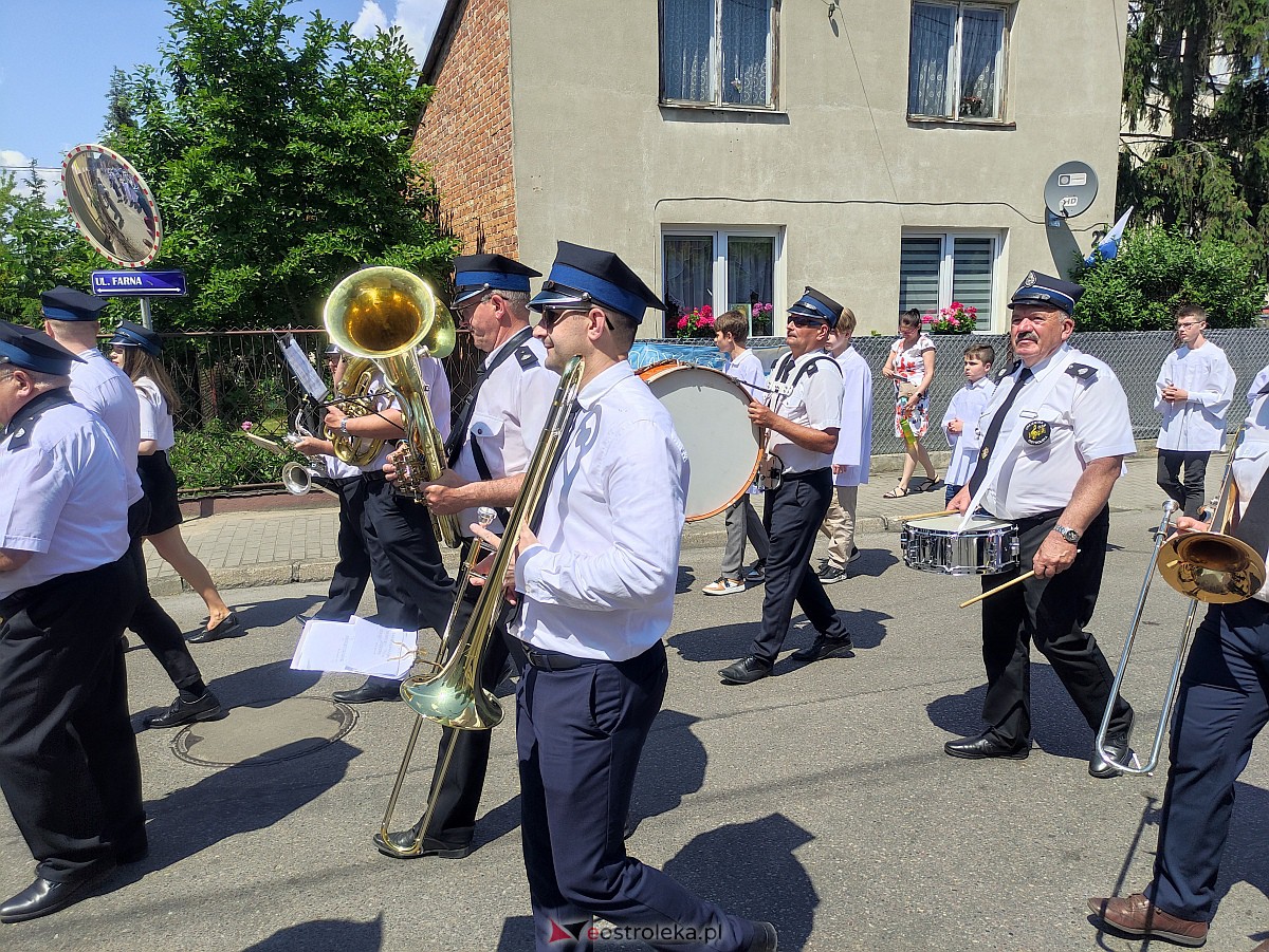 Procesja Bożego Ciała w ostrołęckiej farze [08.06.2023] - zdjęcie #36 - eOstroleka.pl