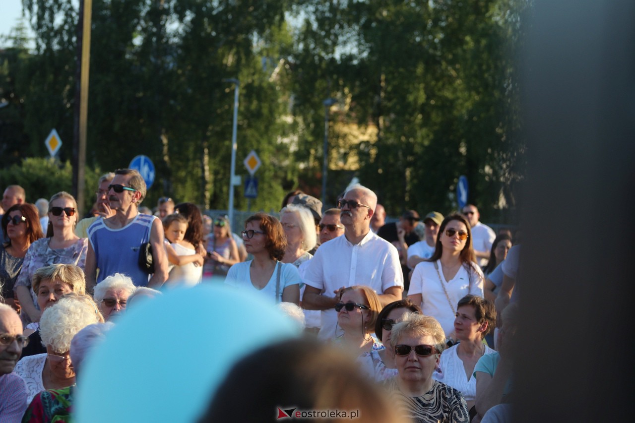 Koncert uwielbienia w Ostrołęce [08.06.2023] - zdjęcie #17 - eOstroleka.pl