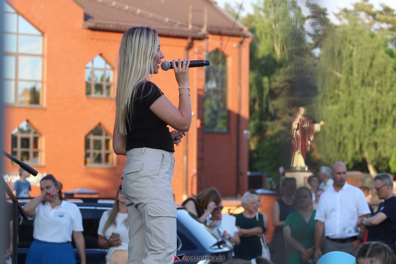 Koncert uwielbienia w Ostrołęce [08.06.2023] - zdjęcie #19 - eOstroleka.pl