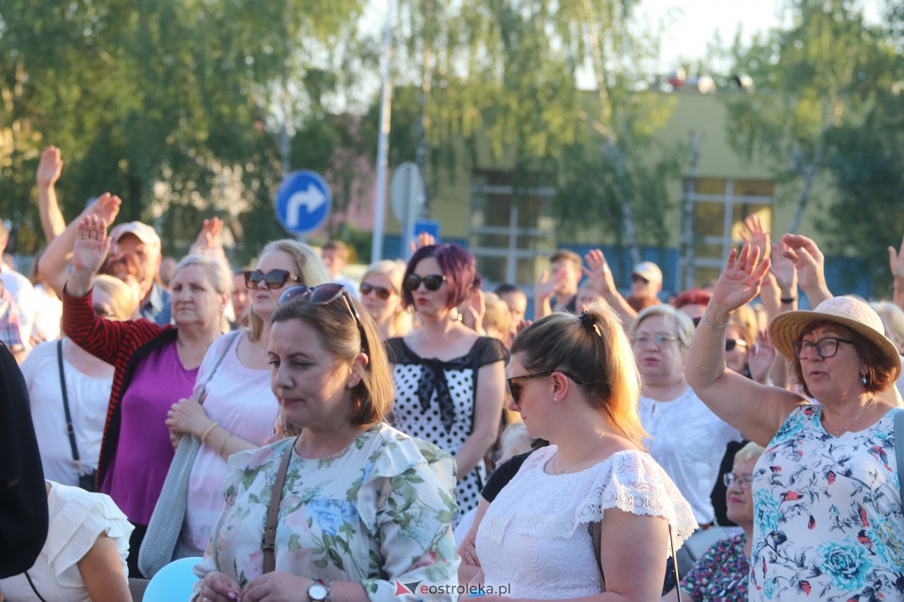 Koncert uwielbienia w Ostrołęce [08.06.2023] - zdjęcie #27 - eOstroleka.pl