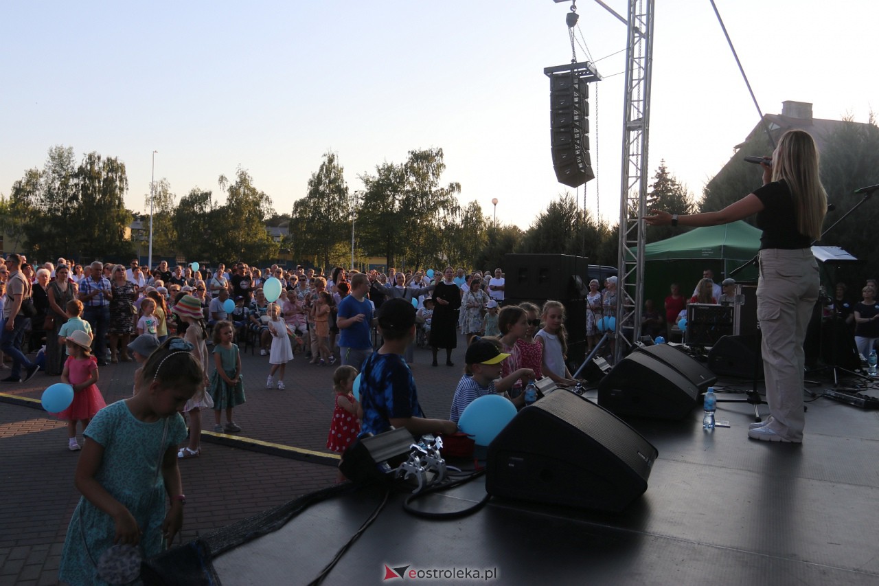 Koncert uwielbienia w Ostrołęce [08.06.2023] - zdjęcie #51 - eOstroleka.pl