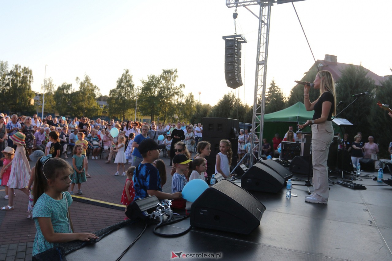 Koncert uwielbienia w Ostrołęce [08.06.2023] - zdjęcie #56 - eOstroleka.pl