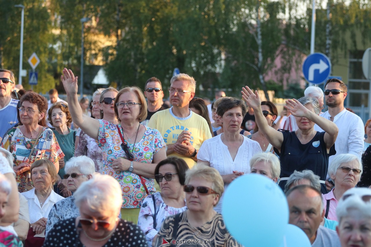 Koncert uwielbienia w Ostrołęce [08.06.2023] - zdjęcie #68 - eOstroleka.pl