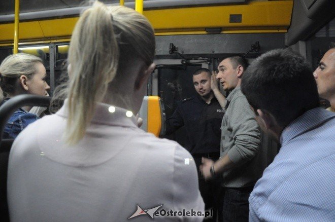 Bądź bezpieczna - pierwsza pomoc i obrona w autobusie (11.05.2011) - zdjęcie #16 - eOstroleka.pl