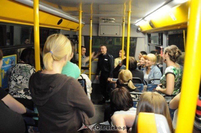 Bądź bezpieczna - pierwsza pomoc i obrona w autobusie (11.05.2011) - zdjęcie #9 - eOstroleka.pl