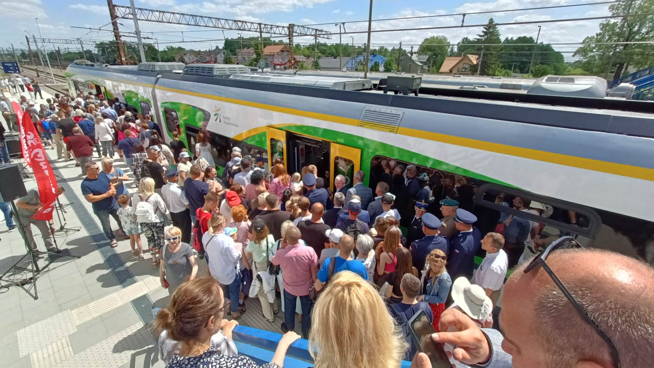 Powrót pociągów na linię kolejową nr 35 Ostrołęka-Chorzele [11.06.2023] - zdjęcie #30 - eOstroleka.pl