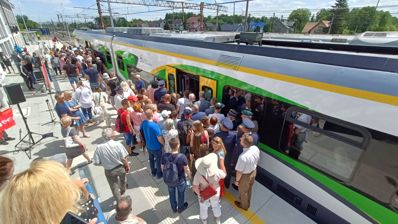 Powrót pociągów na linię kolejową nr 35 Ostrołęka-Chorzele [11.06.2023] - zdjęcie #36 - eOstroleka.pl