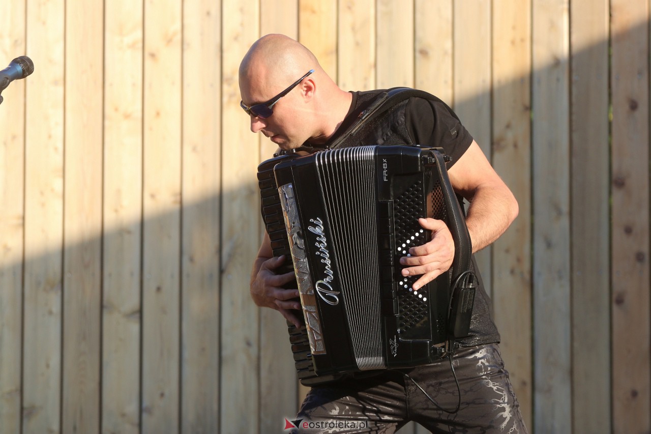 Koncert Roberta Prusińskiego w Rzekuniu [11.06.2023] - zdjęcie #26 - eOstroleka.pl