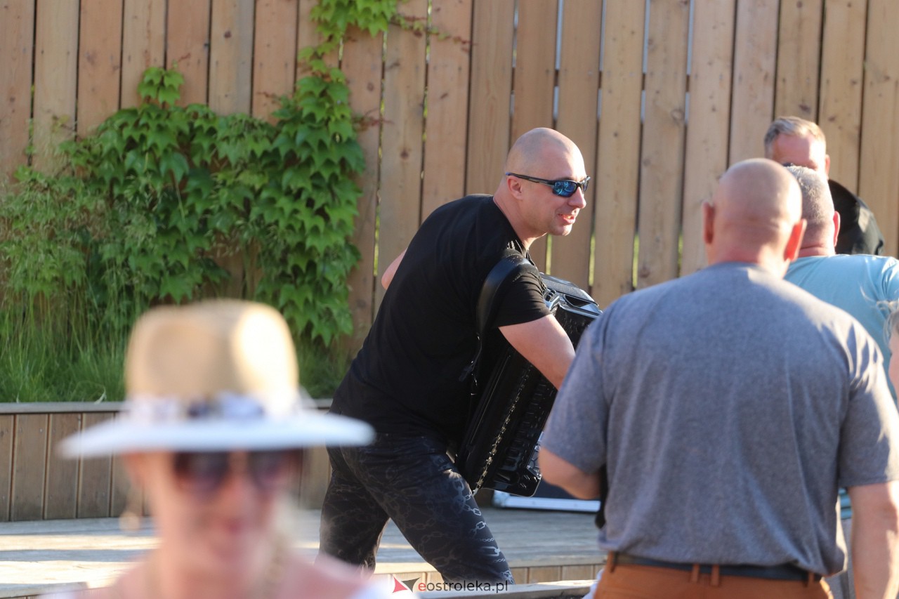 Koncert Roberta Prusińskiego w Rzekuniu [11.06.2023] - zdjęcie #11 - eOstroleka.pl