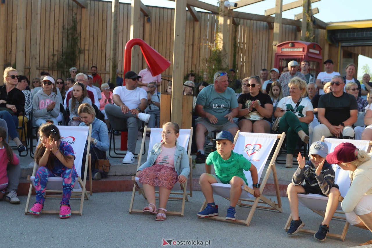 Koncert Roberta Prusińskiego w Rzekuniu [11.06.2023] - zdjęcie #8 - eOstroleka.pl