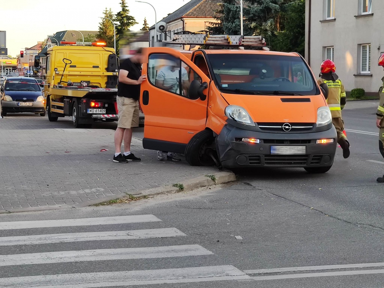 Kraksa na Bogusławskiego w Ostrołęce [12.06.2023] - zdjęcie #5 - eOstroleka.pl