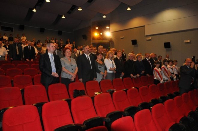 Uroczysta sesja Rady Miasta (12.05.2011) - zdjęcie #57 - eOstroleka.pl