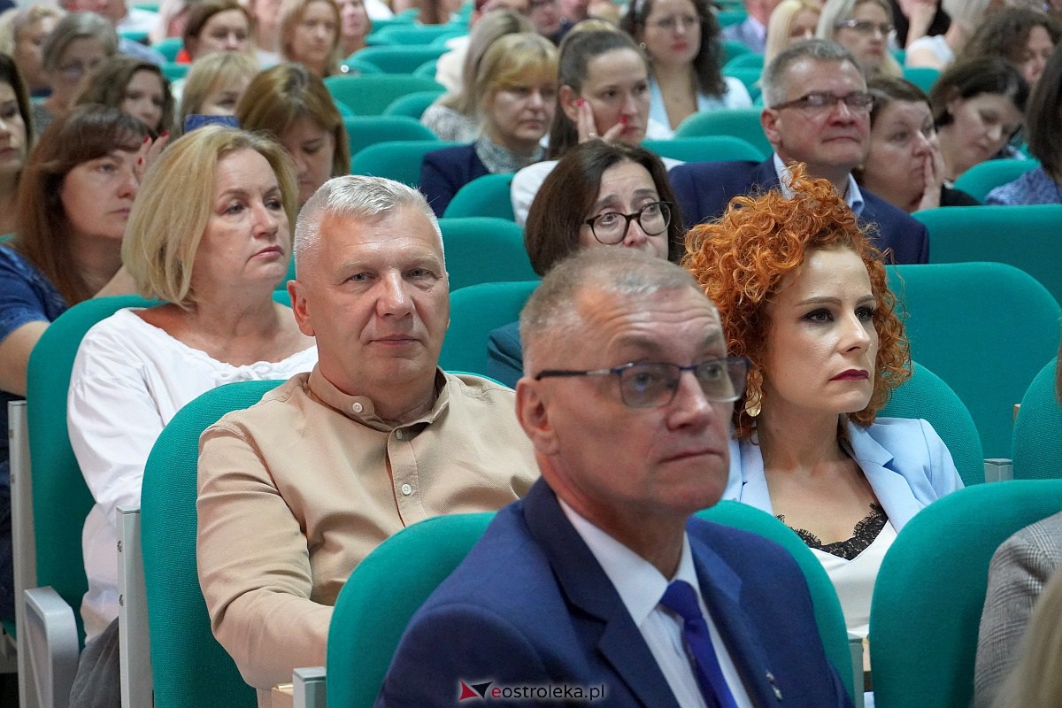 Konferencja Jak wychowywać do wartości? - lekcje wychowania do życia w rodzinie w kontekście współczesnych problemów wychowawczych [13.06.2023] - zdjęcie #29 - eOstroleka.pl