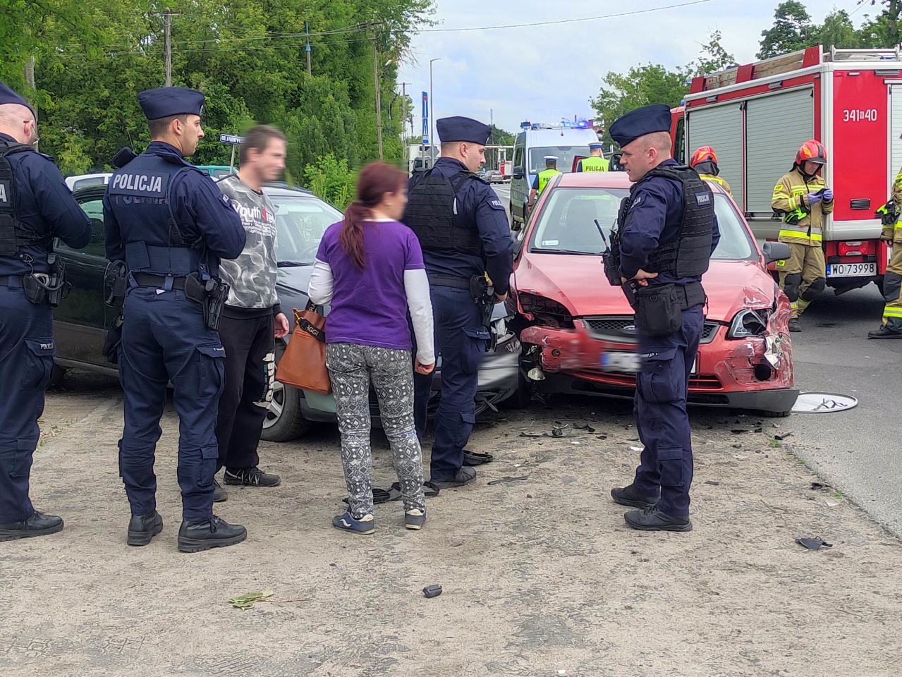 Poważny wypadek na Alei Wojska Polskiego [13.06.2023] - zdjęcie #16 - eOstroleka.pl