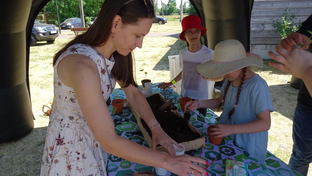 Rodzinny Festyn w Myszyńcu „Zdrowa rodzina bez uzależnień” - zdjęcie #58 - eOstroleka.pl