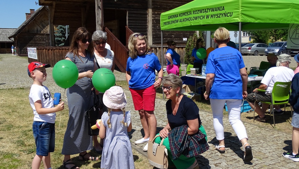 Rodzinny Festyn w Myszyńcu „Zdrowa rodzina bez uzależnień” - zdjęcie #47 - eOstroleka.pl