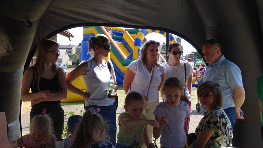 Rodzinny Festyn w Myszyńcu „Zdrowa rodzina bez uzależnień” - zdjęcie #22 - eOstroleka.pl