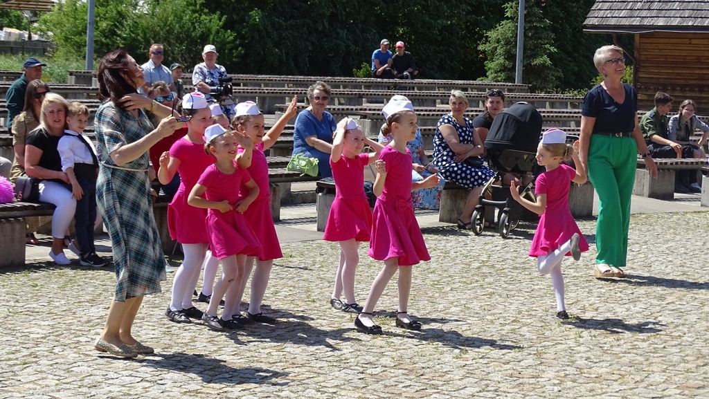Rodzinny Festyn w Myszyńcu „Zdrowa rodzina bez uzależnień” - zdjęcie #19 - eOstroleka.pl
