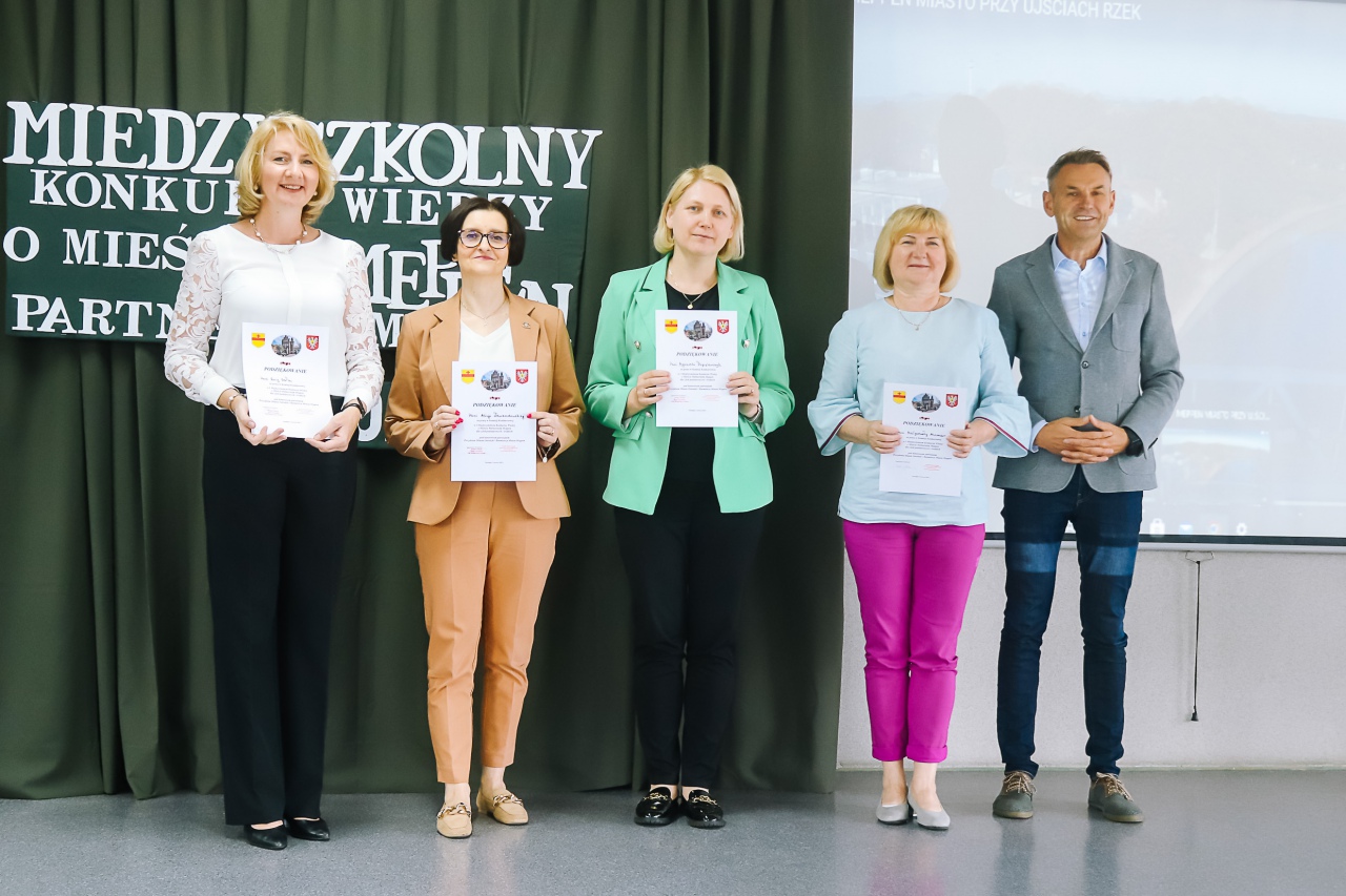 I Międzyszkolny Konkurs Wiedzy o Mieście Partnerskim Meppen - zdjęcie #5 - eOstroleka.pl