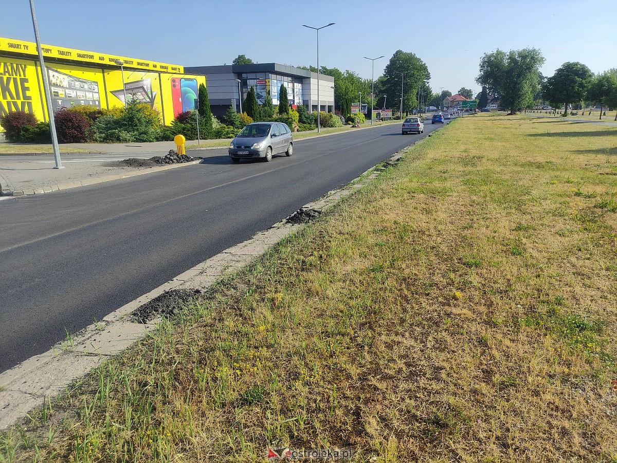 Remonty ulic w Ostrołęce. Drogowcy weszli z remontem na ulicę Pomian [16.06.2023] - zdjęcie #24 - eOstroleka.pl