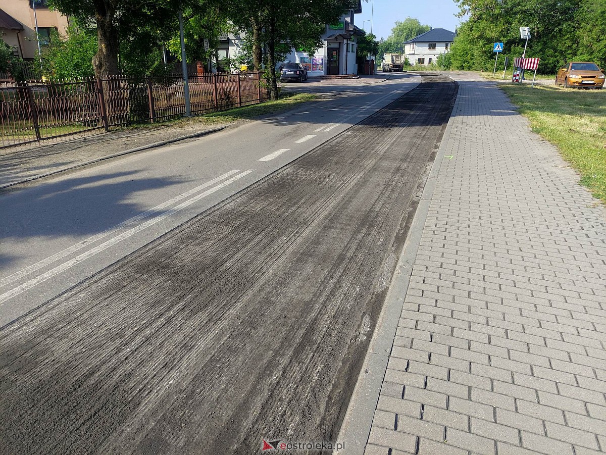 Remonty ulic w Ostrołęce. Drogowcy weszli z remontem na ulicę Pomian [16.06.2023] - zdjęcie #6 - eOstroleka.pl