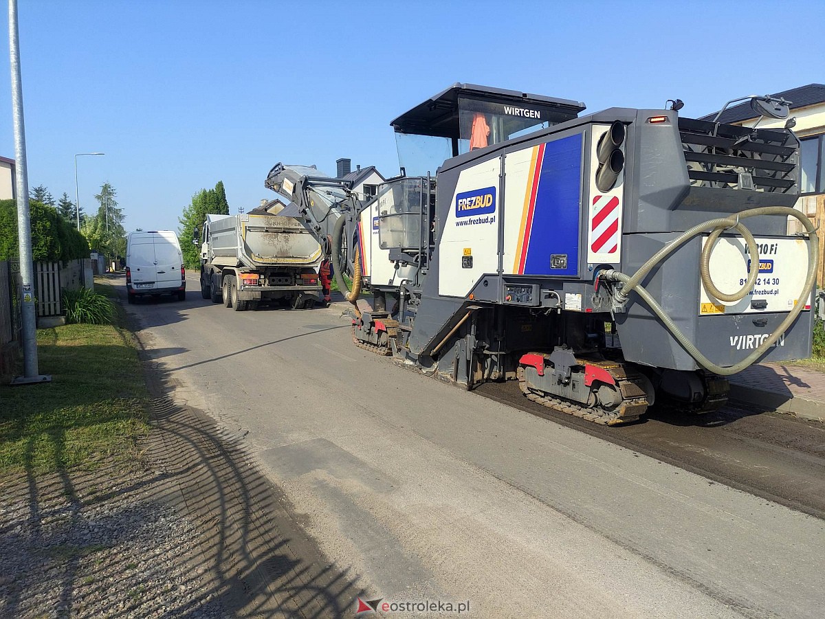 Remonty ulic w Ostrołęce. Drogowcy weszli z remontem na ulicę Pomian [16.06.2023] - zdjęcie #1 - eOstroleka.pl