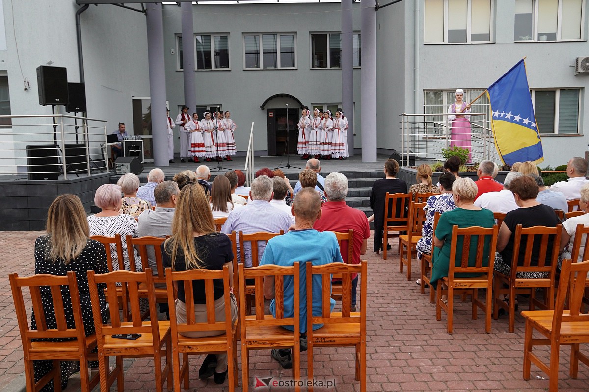 Koncert zespołu KUD HALISIJE z Bośni i Hercegowiny w Lelisie [16.06.2023] - zdjęcie #6 - eOstroleka.pl