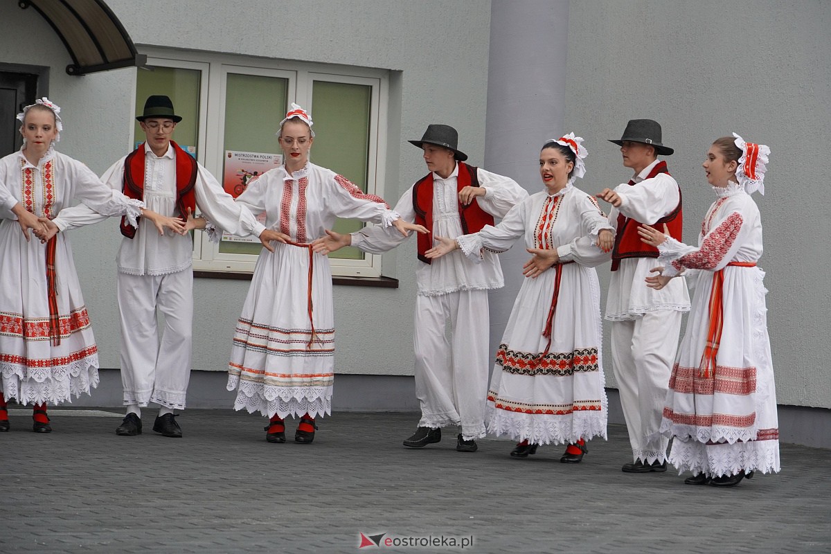 Koncert zespołu KUD HALISIJE z Bośni i Hercegowiny w Lelisie [16.06.2023] - zdjęcie #19 - eOstroleka.pl