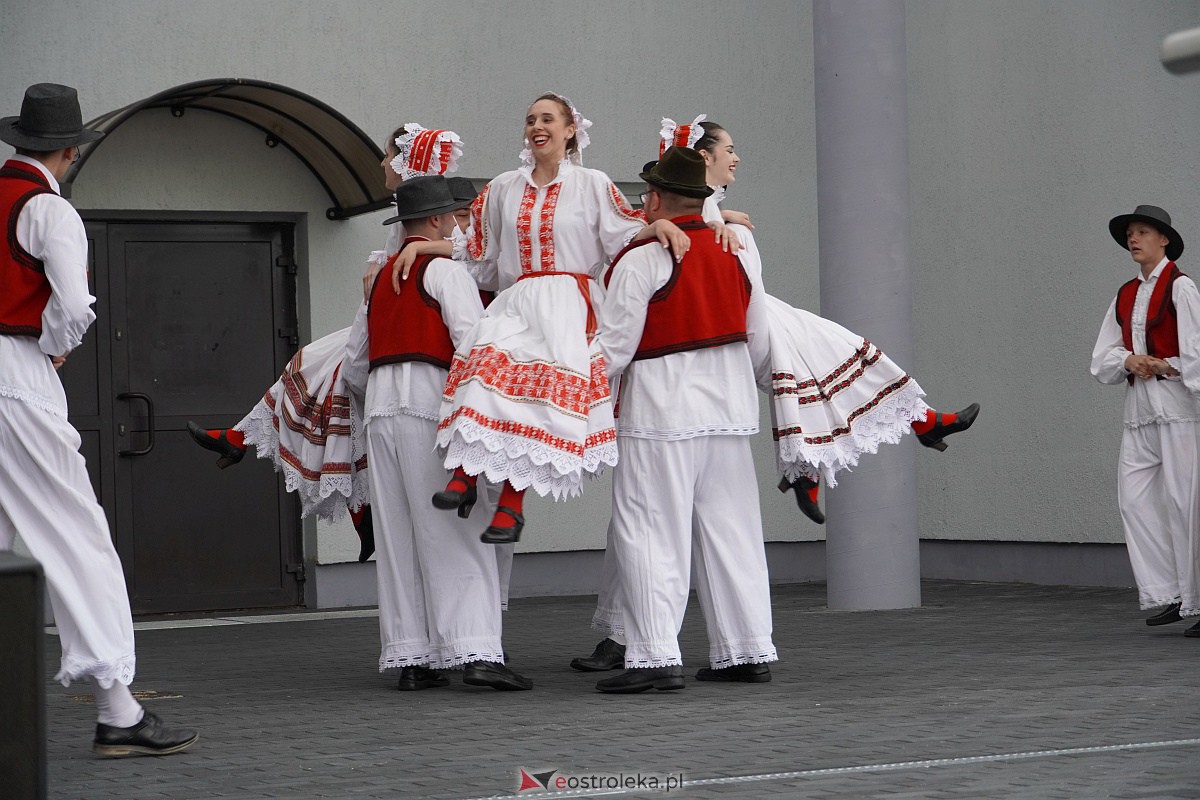 Koncert zespołu KUD HALISIJE z Bośni i Hercegowiny w Lelisie [16.06.2023] - zdjęcie #15 - eOstroleka.pl