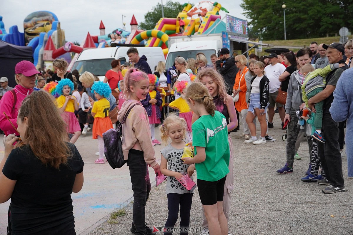 Holi Święto Kolorów na plaży miejskiej w Ostrołęce [17.06.2023] - zdjęcie #80 - eOstroleka.pl
