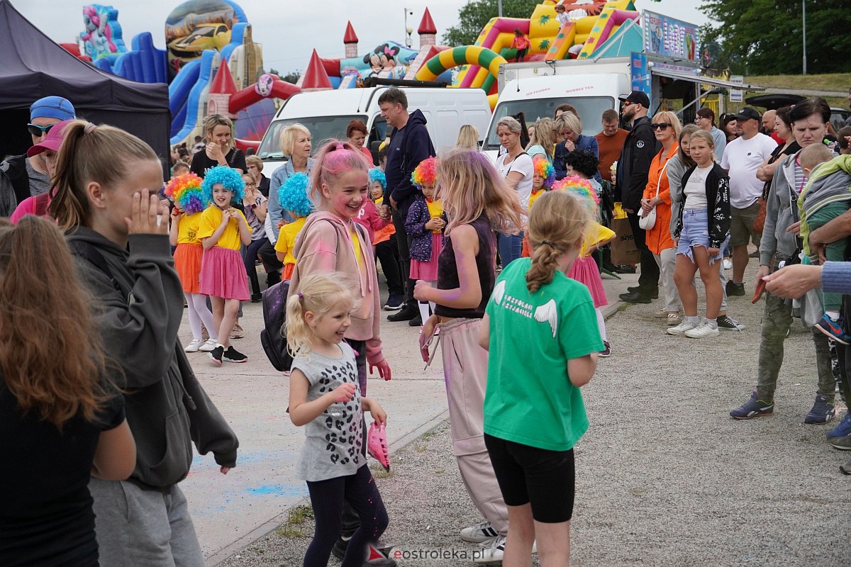 Holi Święto Kolorów na plaży miejskiej w Ostrołęce [17.06.2023] - zdjęcie #78 - eOstroleka.pl