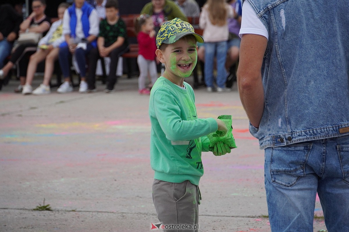 Holi Święto Kolorów na plaży miejskiej w Ostrołęce [17.06.2023] - zdjęcie #76 - eOstroleka.pl