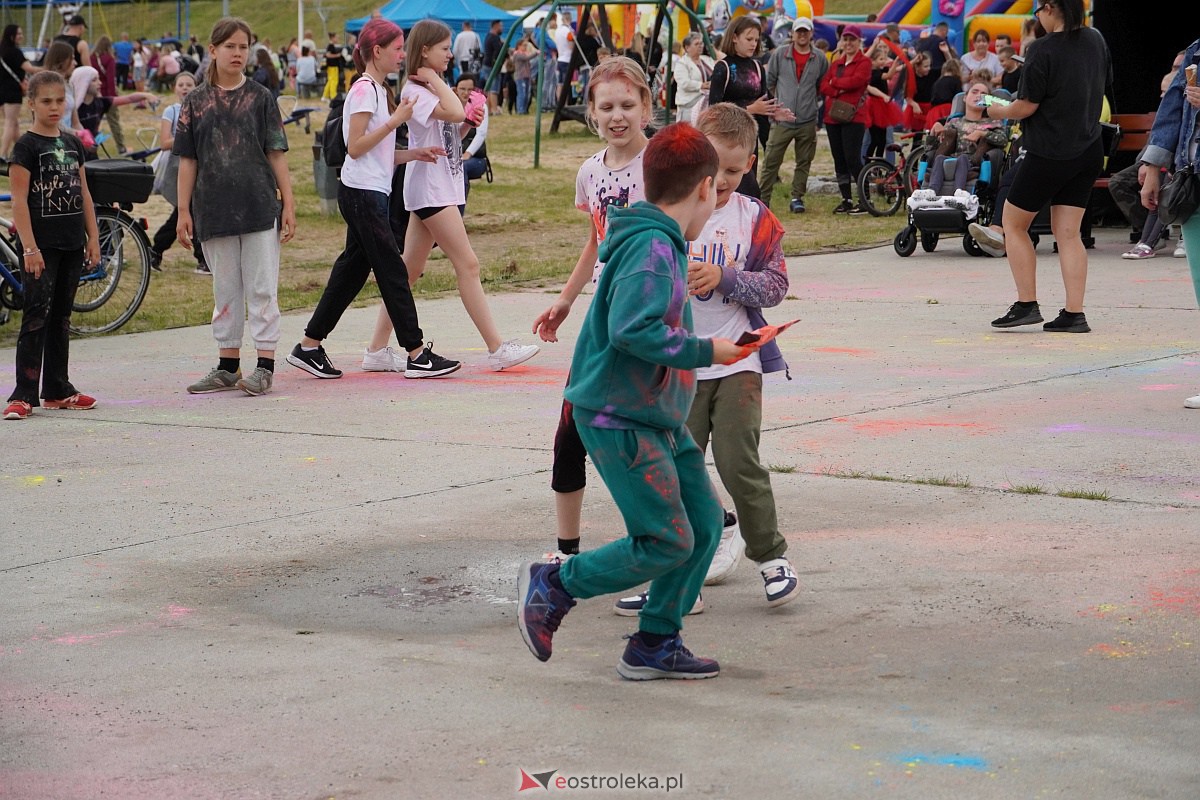 Holi Święto Kolorów na plaży miejskiej w Ostrołęce [17.06.2023] - zdjęcie #75 - eOstroleka.pl