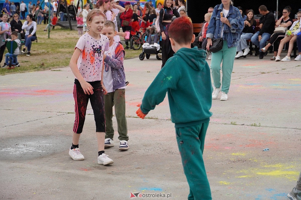 Holi Święto Kolorów na plaży miejskiej w Ostrołęce [17.06.2023] - zdjęcie #73 - eOstroleka.pl