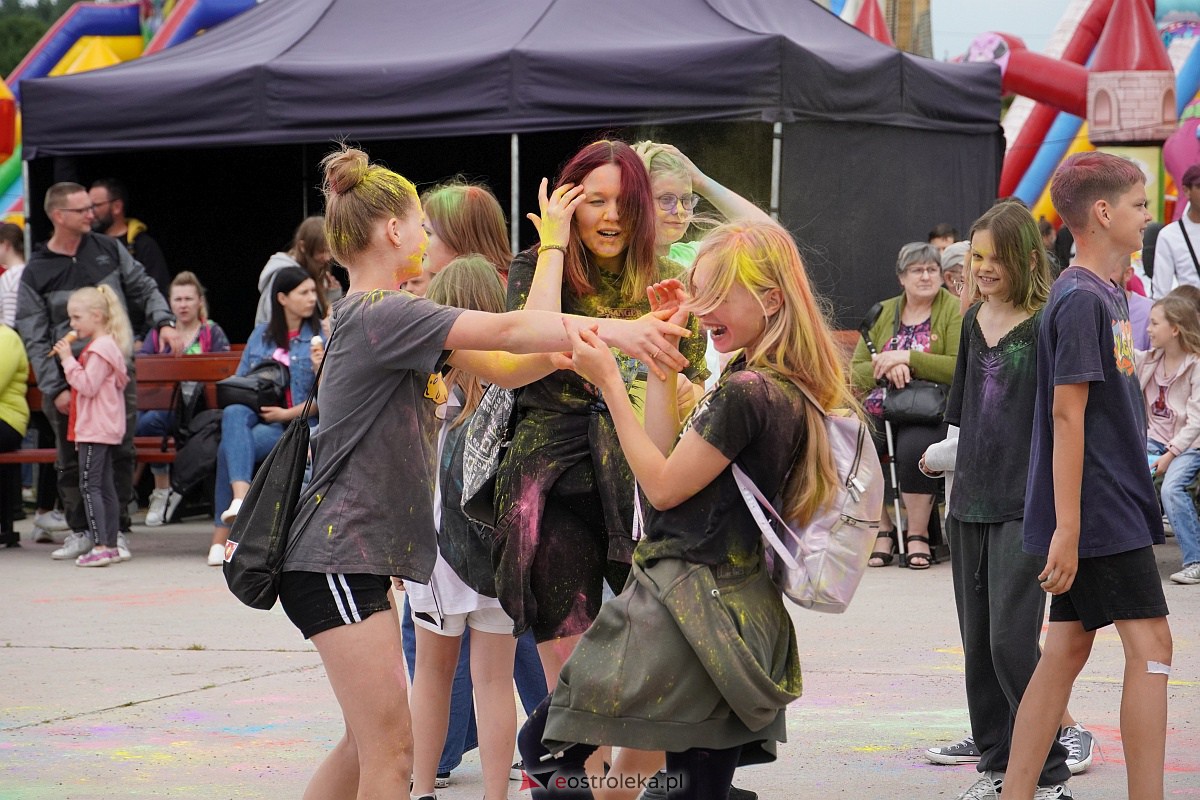 Holi Święto Kolorów na plaży miejskiej w Ostrołęce [17.06.2023] - zdjęcie #68 - eOstroleka.pl