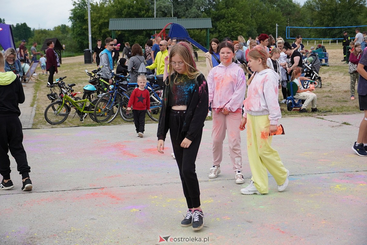 Holi Święto Kolorów na plaży miejskiej w Ostrołęce [17.06.2023] - zdjęcie #65 - eOstroleka.pl