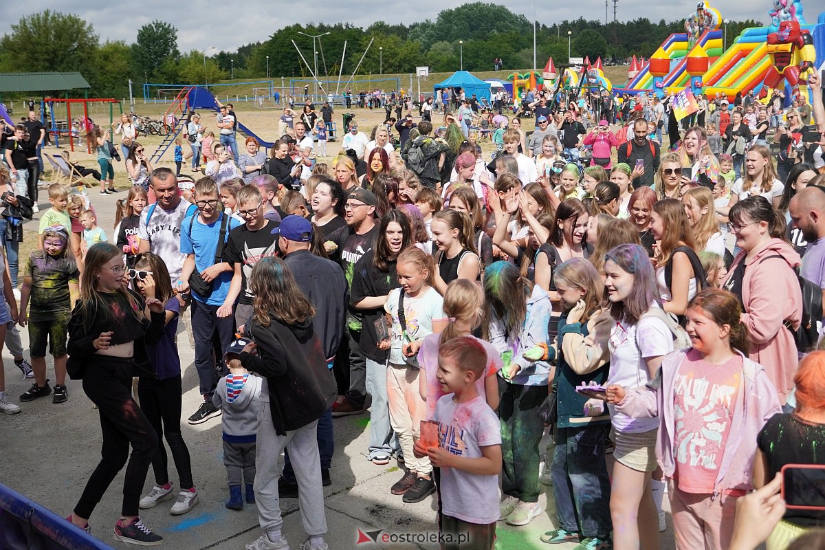 Holi Święto Kolorów na plaży miejskiej w Ostrołęce [17.06.2023] - zdjęcie #55 - eOstroleka.pl